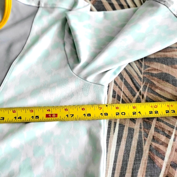 Adidas Stella McCartney Barricade Tee in steel green - Picture 5 of 7